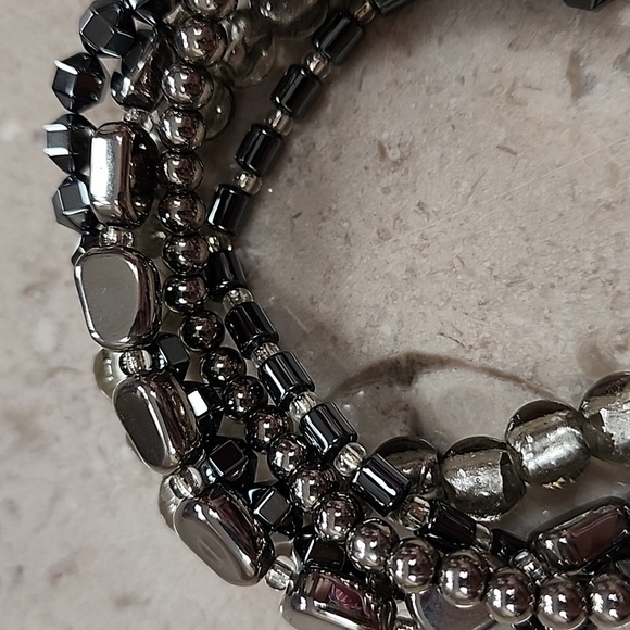 Silpada hematite bracelet - Picture 3 of 3